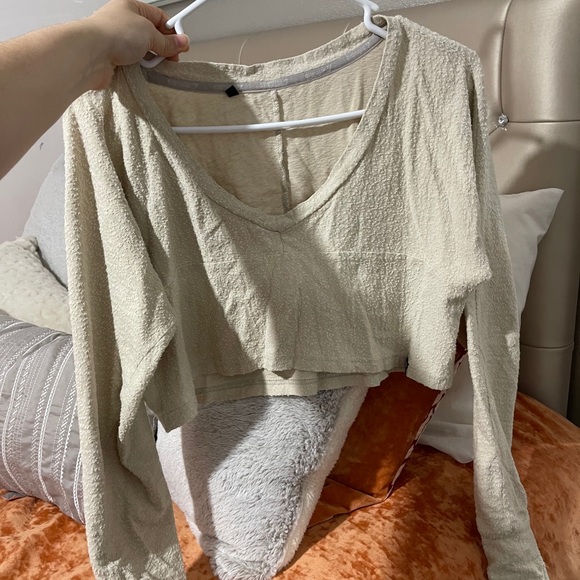 Gymshark Crop Top - Picture 3 of 5